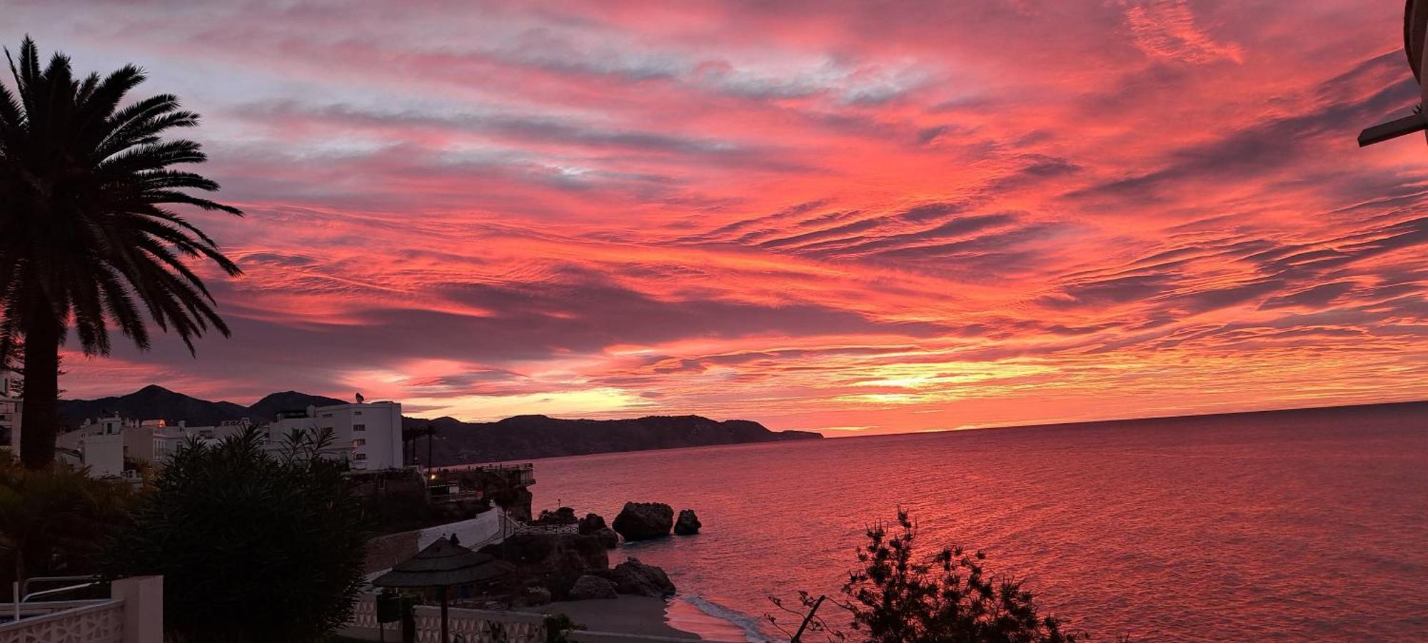 Appartamento Acapulco Playa Beautiful Seaview Nerja Esterno foto